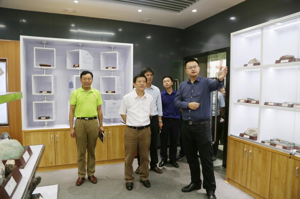 William威廉官网