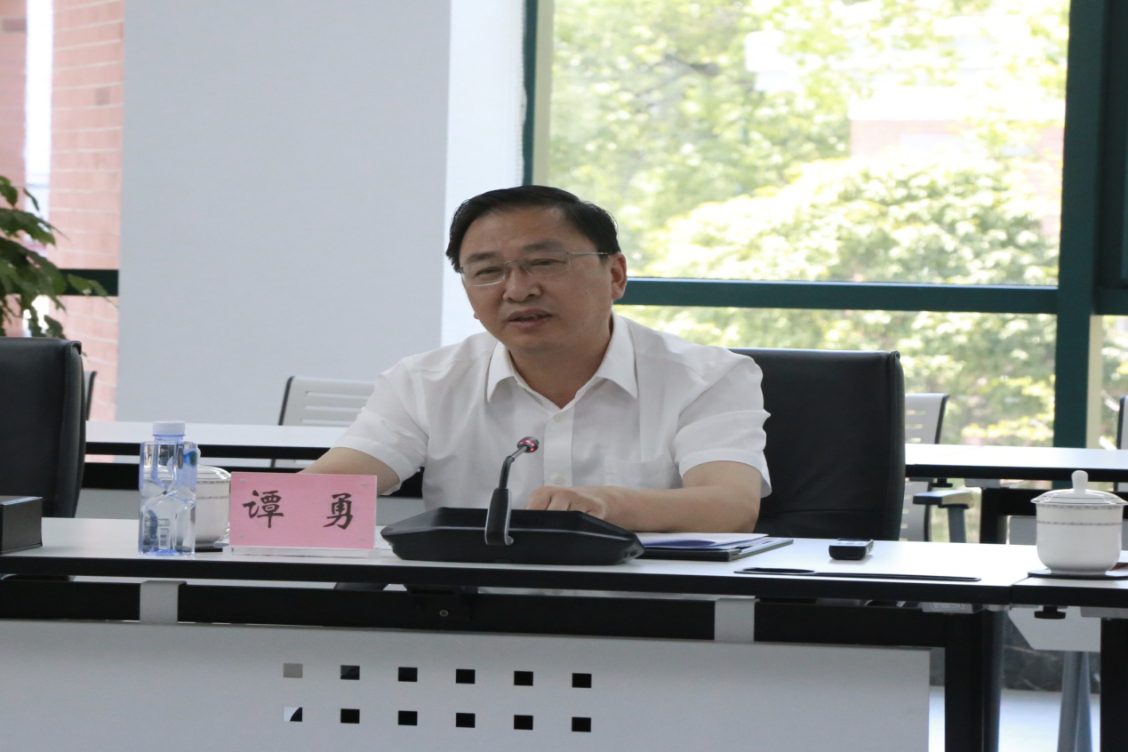 William威廉官网