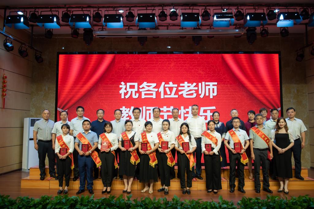 William威廉官网